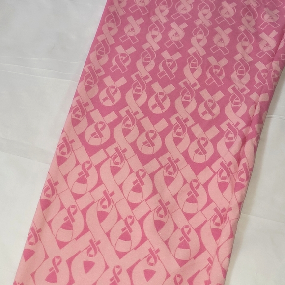 LuLaRoe 🎀 OS Pink Ribbon Dipped Ombre Leggings for Breast Cancer Awareness 🎀 - Picture 4 of 12